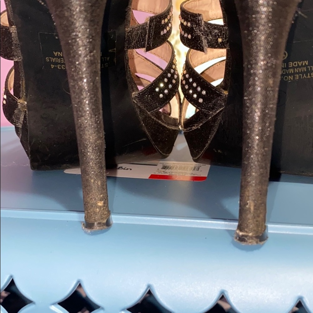 First Sight Heels - Picture 12 of 13